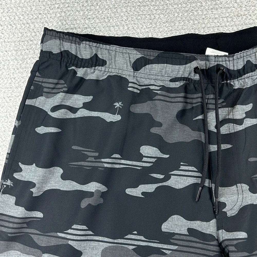 Travis Mathew Shorts Mens 2XL 40